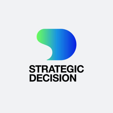 STRATEGIC DECISION／CI「プロフェッショナル人材を戦う企業へ。」